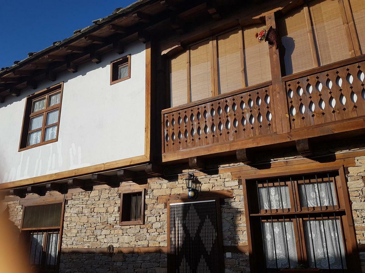 Тодорината къща Hotel Лещен Екстериор снимка
