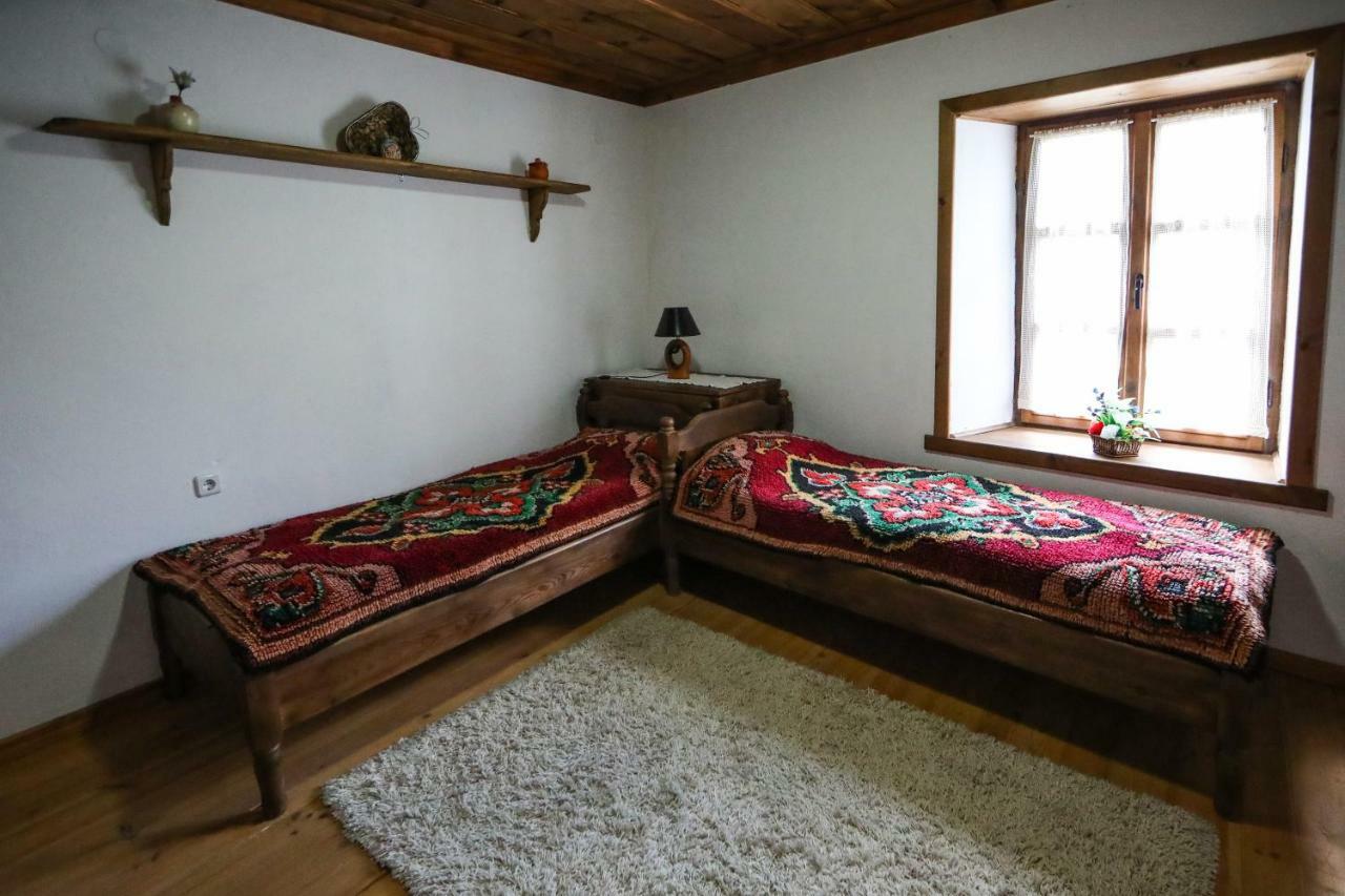 Тодорината къща Hotel Лещен Екстериор снимка